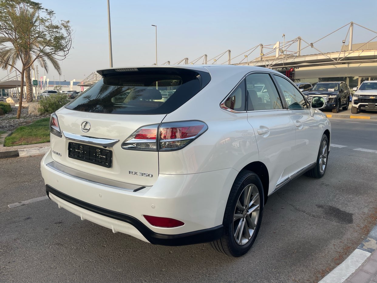 لكزس RX350 بلاتينوم 2013 خليجي كيلومتر 160 ألف خيار كامل مع سقف بانورامي خالي من الحوادث الطباعة الأصلية المزيد من التفاصيل 0097155194767663713638698371114