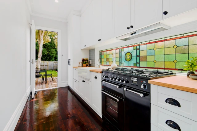 5 Warburton Road, Camberwell