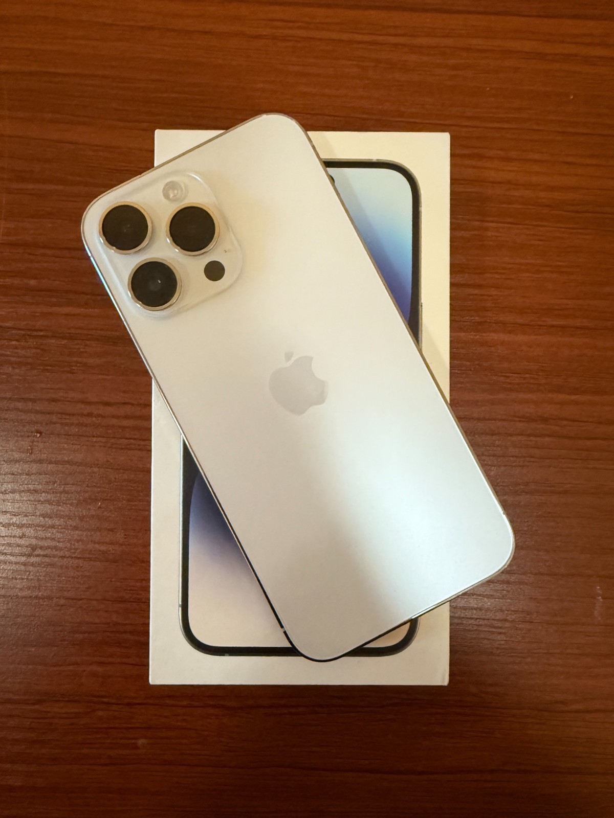 Apple iPhone 14 Pro Max 256GB Unlocked Slightly Used63716750128130110