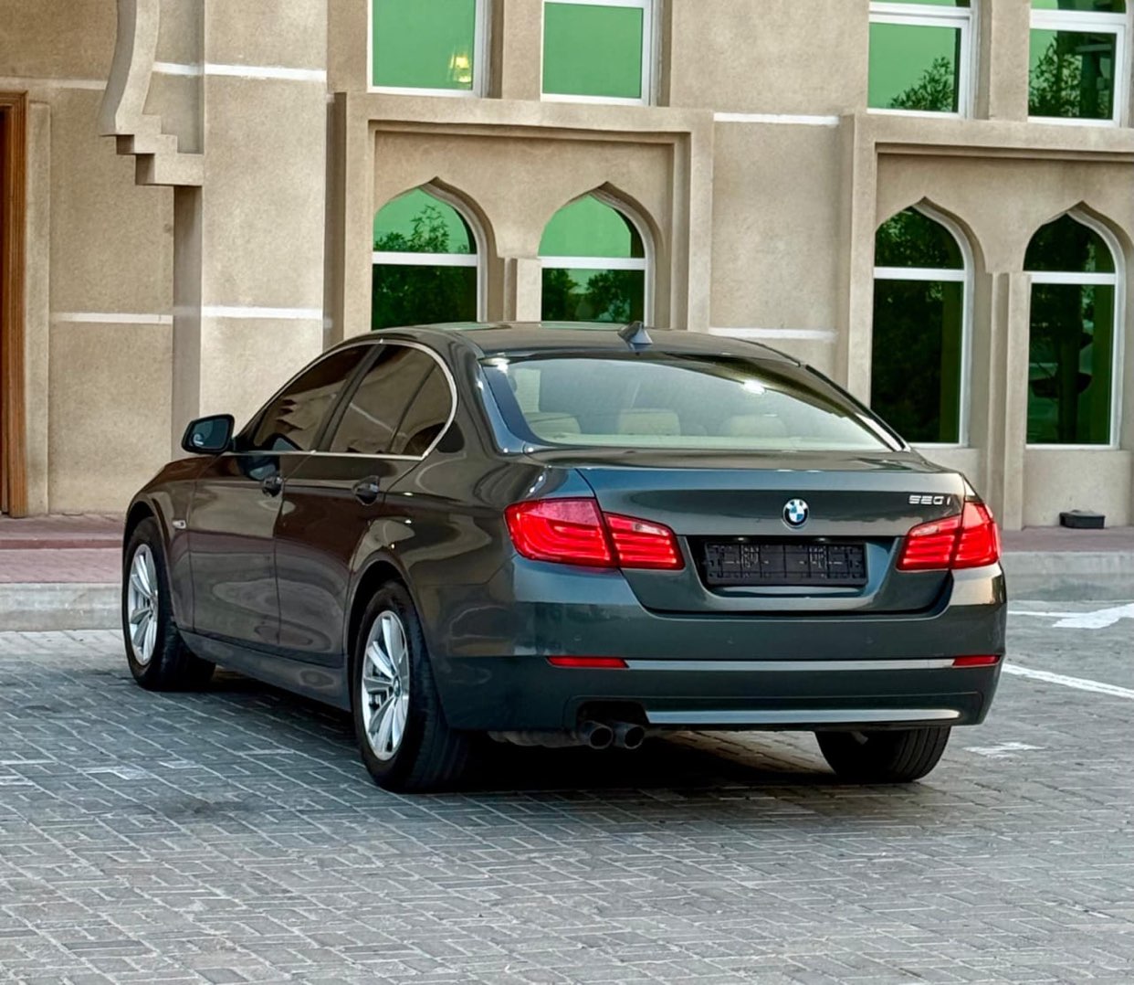 Ajman64231576992771113