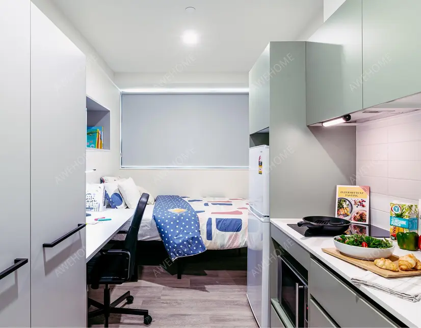 Private Studio Silver64241541201410111