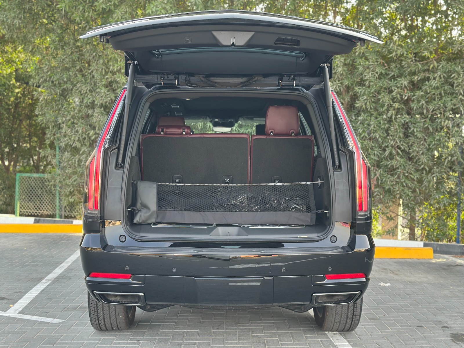 cadillac-escalade-2025-6-2l-sport-platinum-petrol-auto-awd-65463979213955114