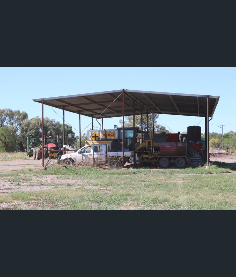 1 Bedgerebong Road, Parkes, NSW 2870