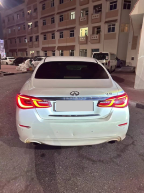 Infiniti Q70 2016 3.7L white62894146193921112