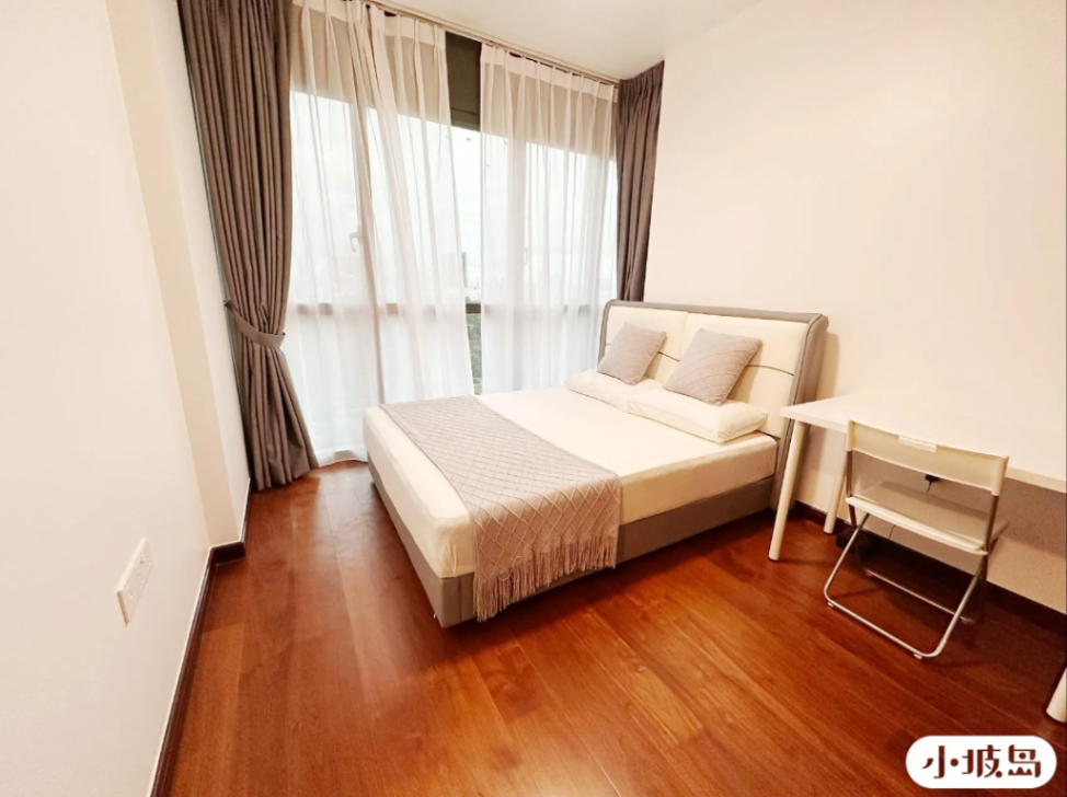 Large master room near NUS, 2300, all female, the apartment is new with swimming pool and gym facilities available63384216051713110