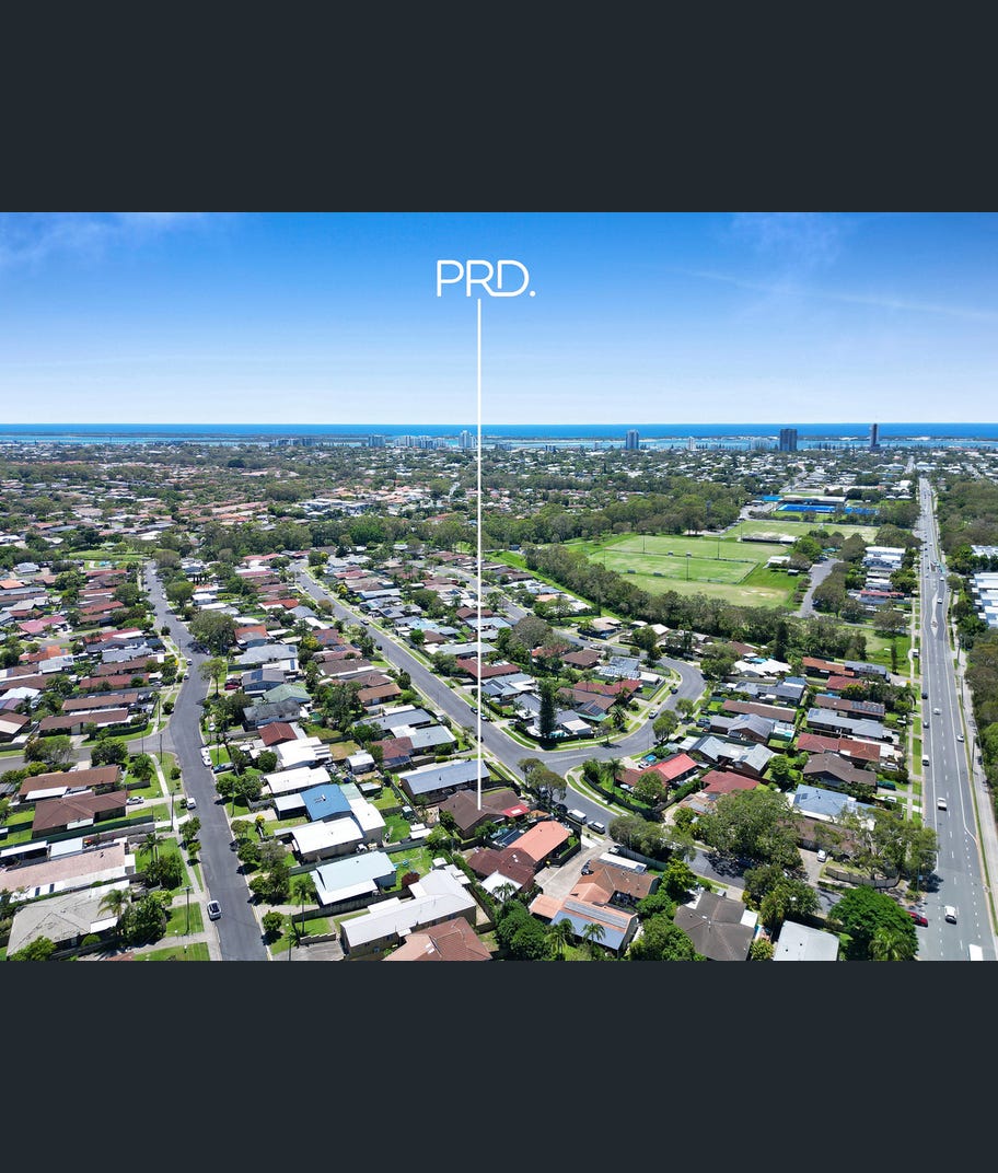 2/10 Botanical Drive, Labrador, Qld 4215