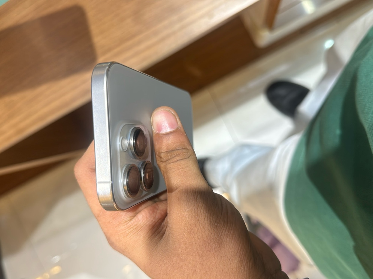 16 برو 256 64534414853377117