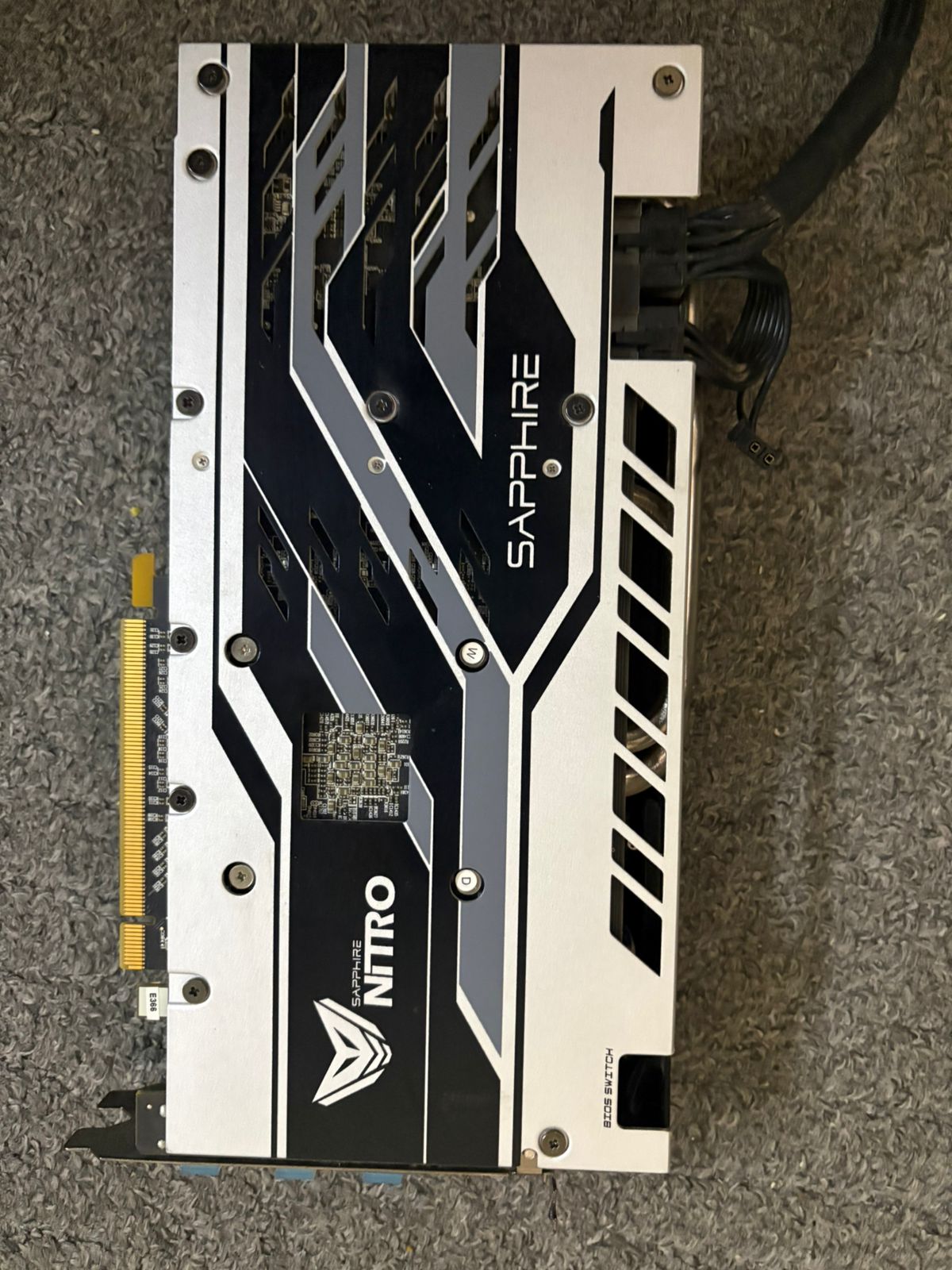 GPU Radeon RX 570 Nitro+ 8GB GDDR5 (256-Bit) – Excellent Condition64189226415234112