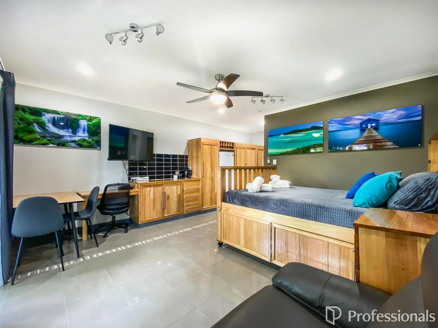 132/6 Beach Road, Dolphin Heads QLD 4740