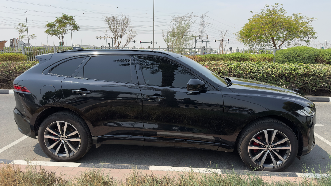 جاكوار F-بيس R-Dايناميك 63789205505665111