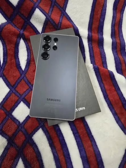 Samsung galaxy s25 ultra 512gb 12gb ram sale swap same like new