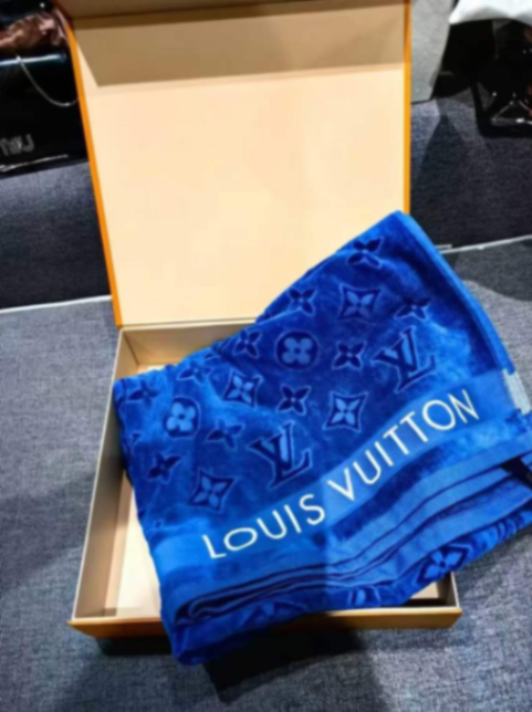 Louis Vuitton Beach Towel – 150 x 95 cm | Available Stock