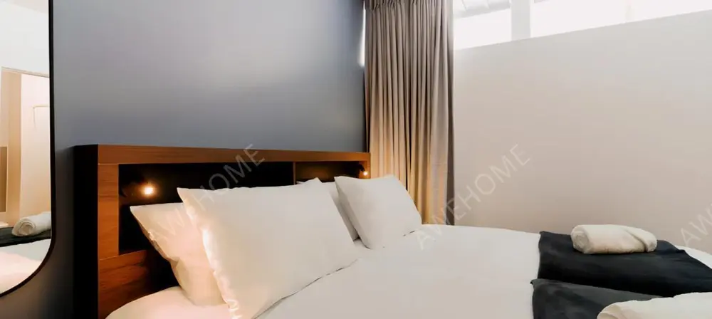 Twin Room with Shared Bathroom64253328432514110