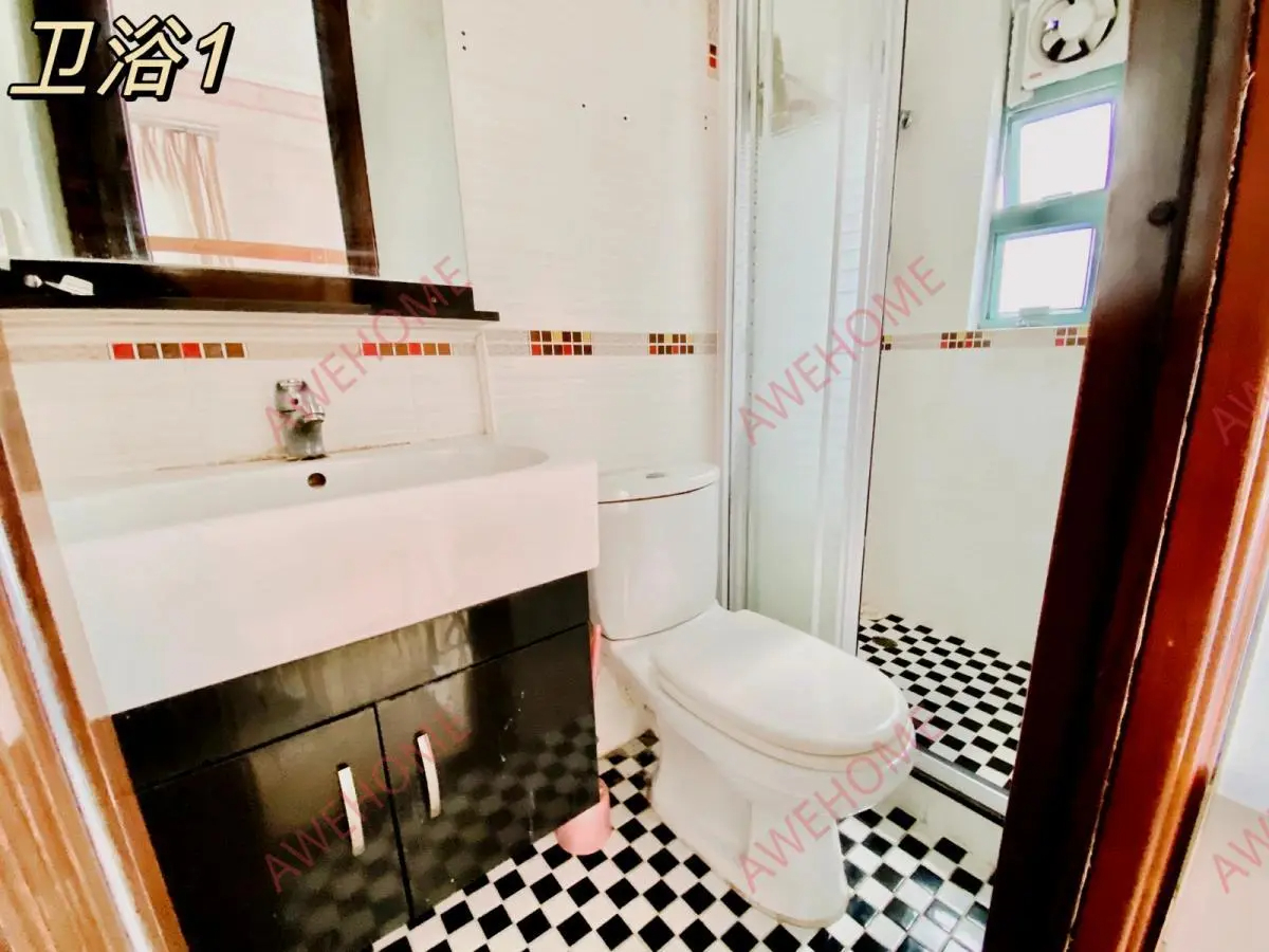 Wang Kok Kwong Hui Building 25th Floor Four-bedroom One-kitchen Two-bathroom Single Room x4 (with private bathroom) Near PolyU City Baptist63812859924737111