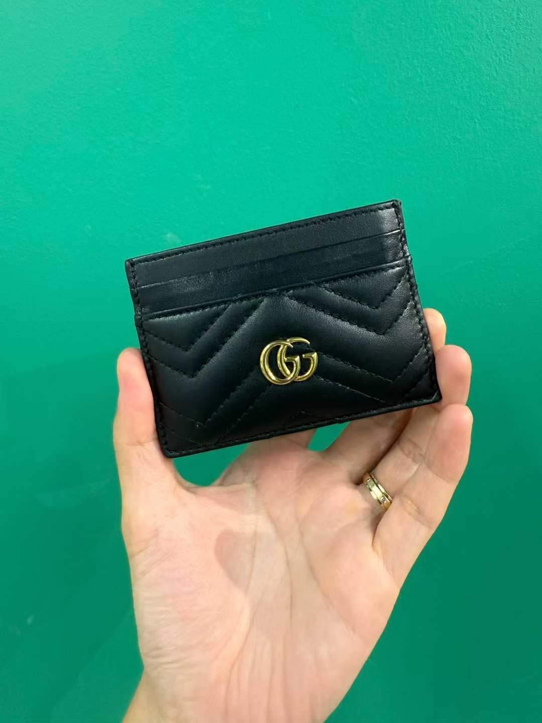 حافظ بطاقة غوتشي - مستعمل64587114131970110