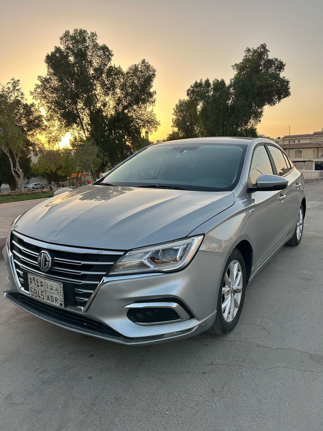 موديل MG5:2022 64620257672323112