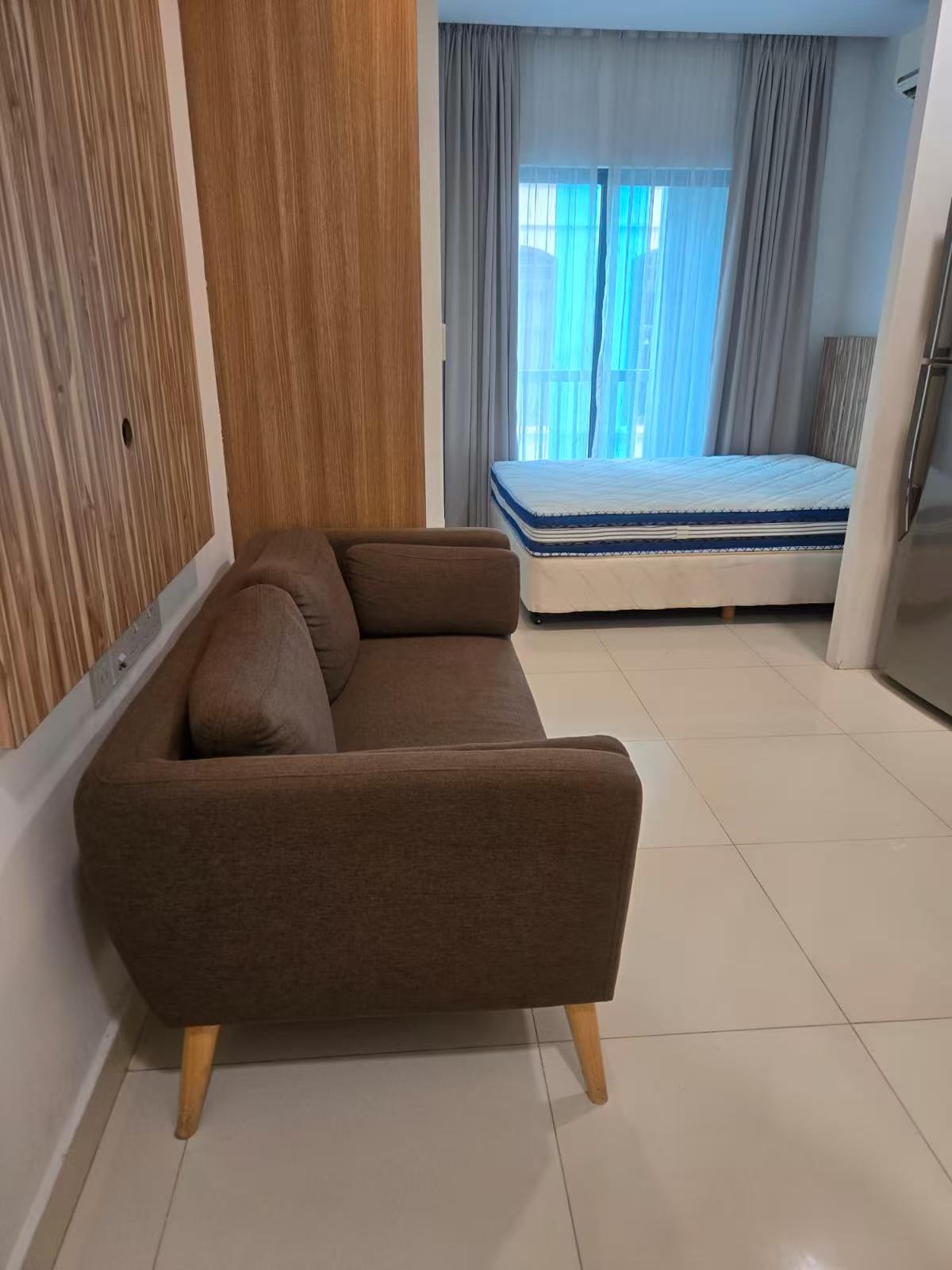 Fully furnished 2B2B in central location, 5-minute walk to Kaplan63621069831171110