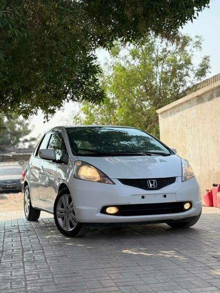 /ar/city-sharjah/cate-car-used-car/honda-jazz-fit-japan-2010-6484056767040311/-2
