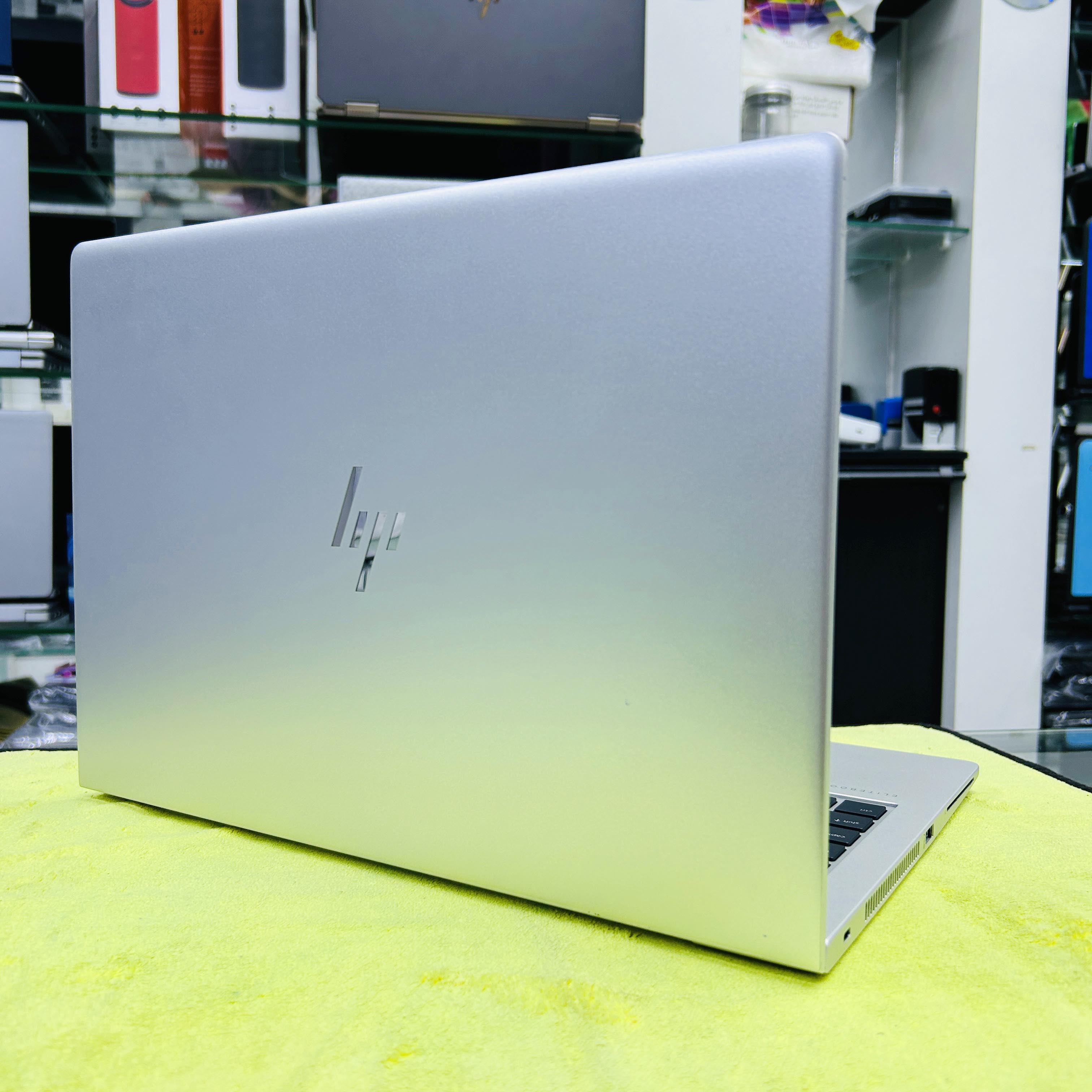 HP EliteBook 840 G5 أصلي مستخدم +++A63605545943170112