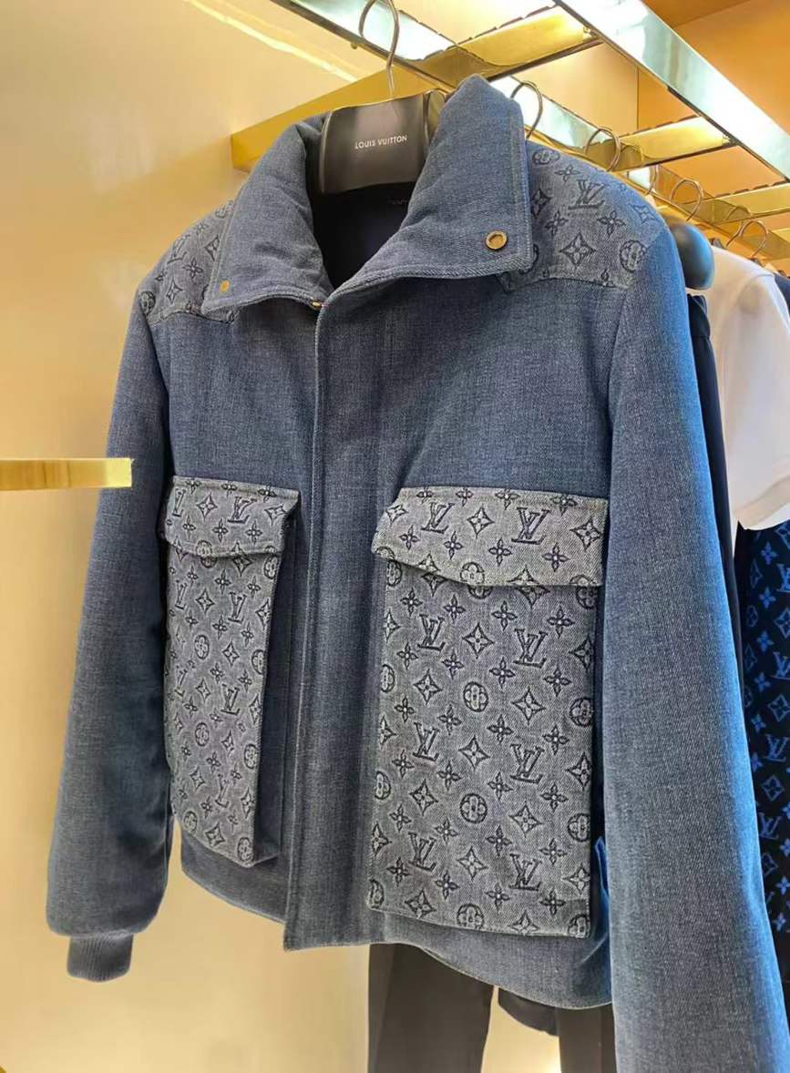 LV Men’s Puffer Jacket – Size 48