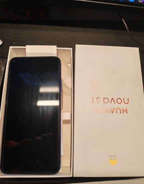 Huawei Nova 5t phone64973555765250111