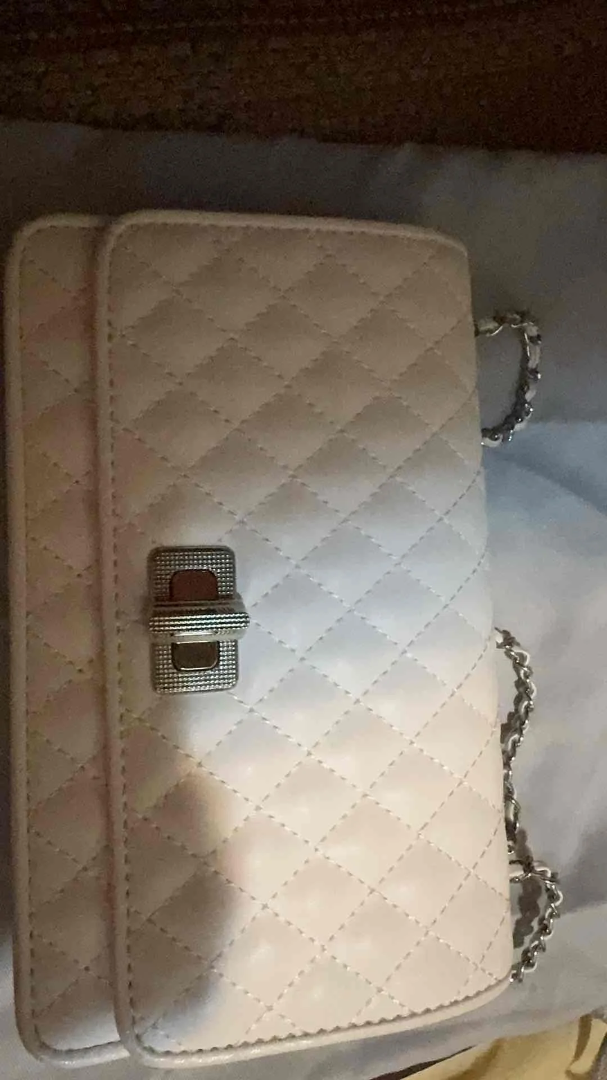 CHARLES&KEITH包包63432942133890110