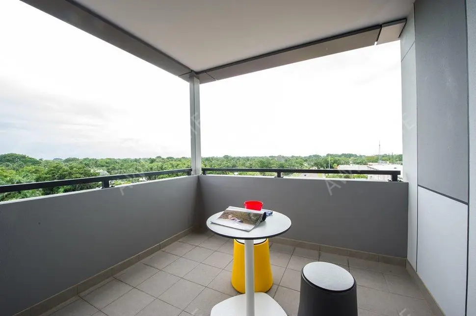 2 Bedroom Apartments With Balcony64252198414594111