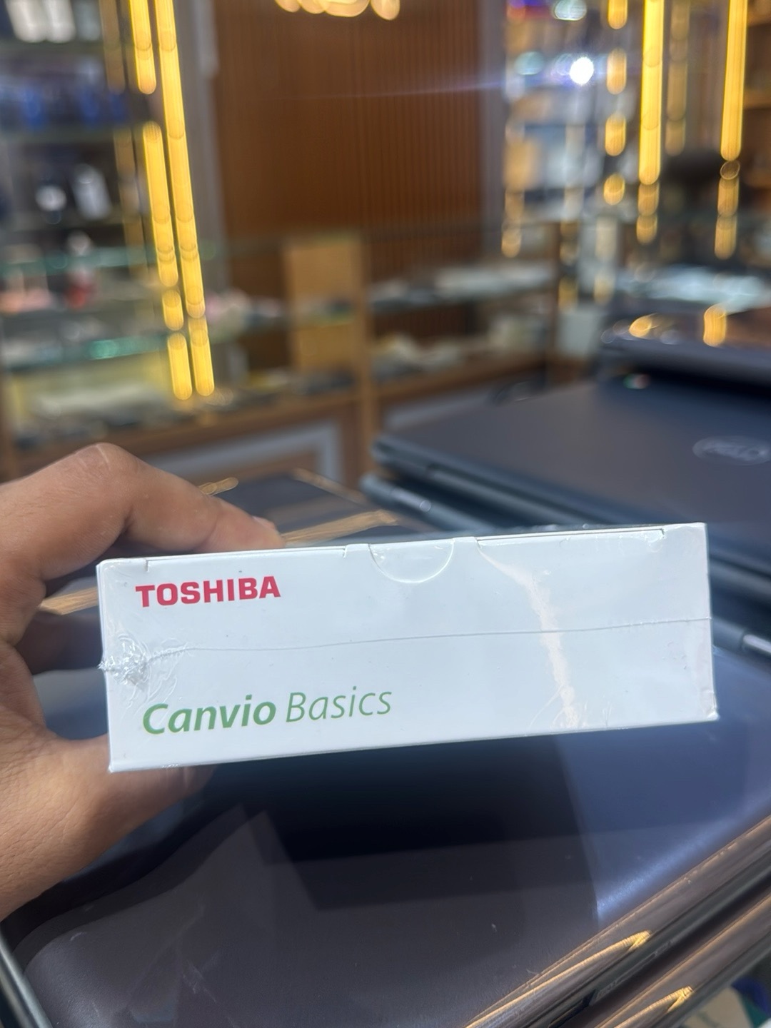 HDD64544371159298112