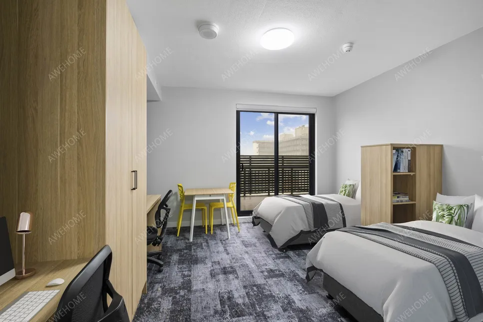 Penthouse Twin Share Studio