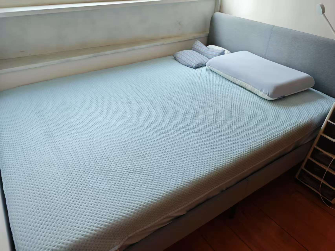 双人床送床垫、亚麻折叠床63358218784514111