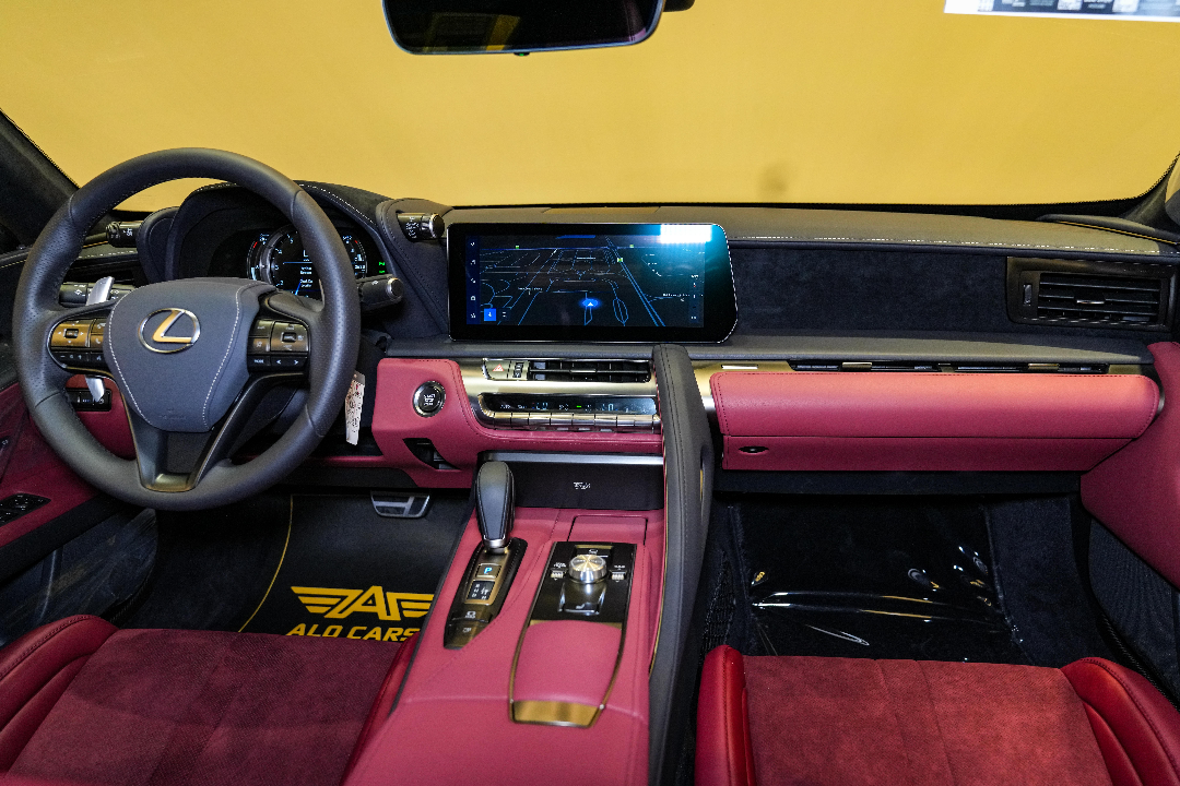 2025 LEXUS LC 500 CARBON FIBER EDITION / WARRANTY AND SERVICE CONTRACT / GCC SPECIFICATION63626414034945114