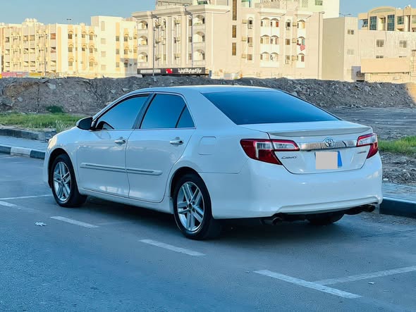 toyota-camry-2015-64840615868547114