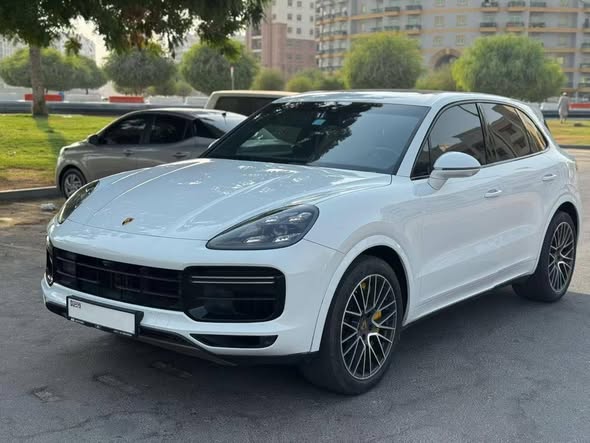 2018-porsche-cayenne-turbo-64871788006786110
