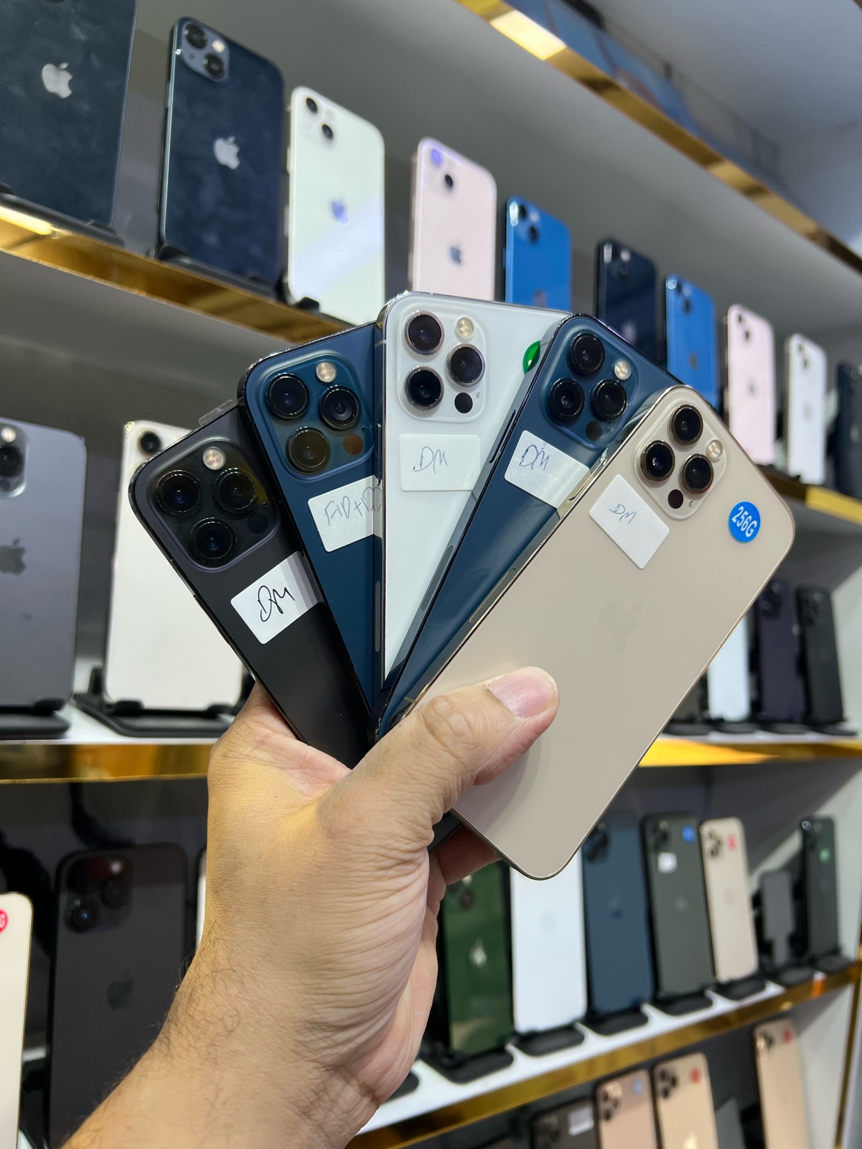 iPhone mix models available 64612412990337115