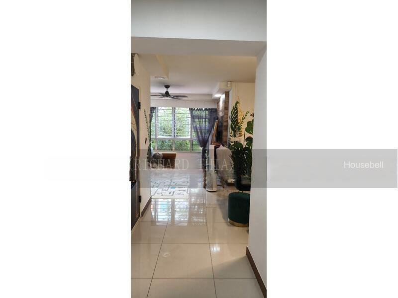 889A Woodlands Drive 5063526314380930111
