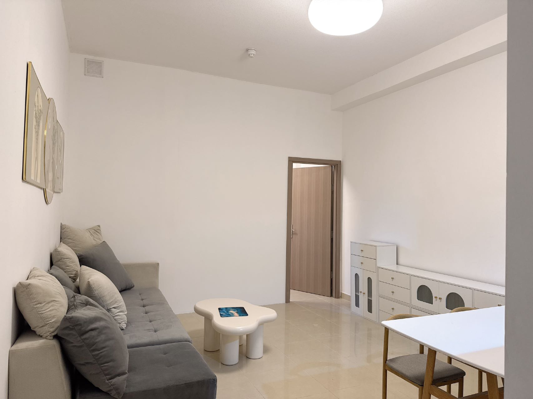 2 Rooms Fully Furnished 63352302677763110