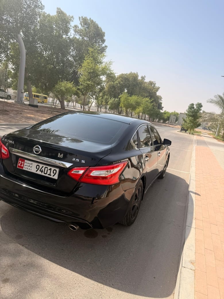 nissan-altima-2017-64677596958721113