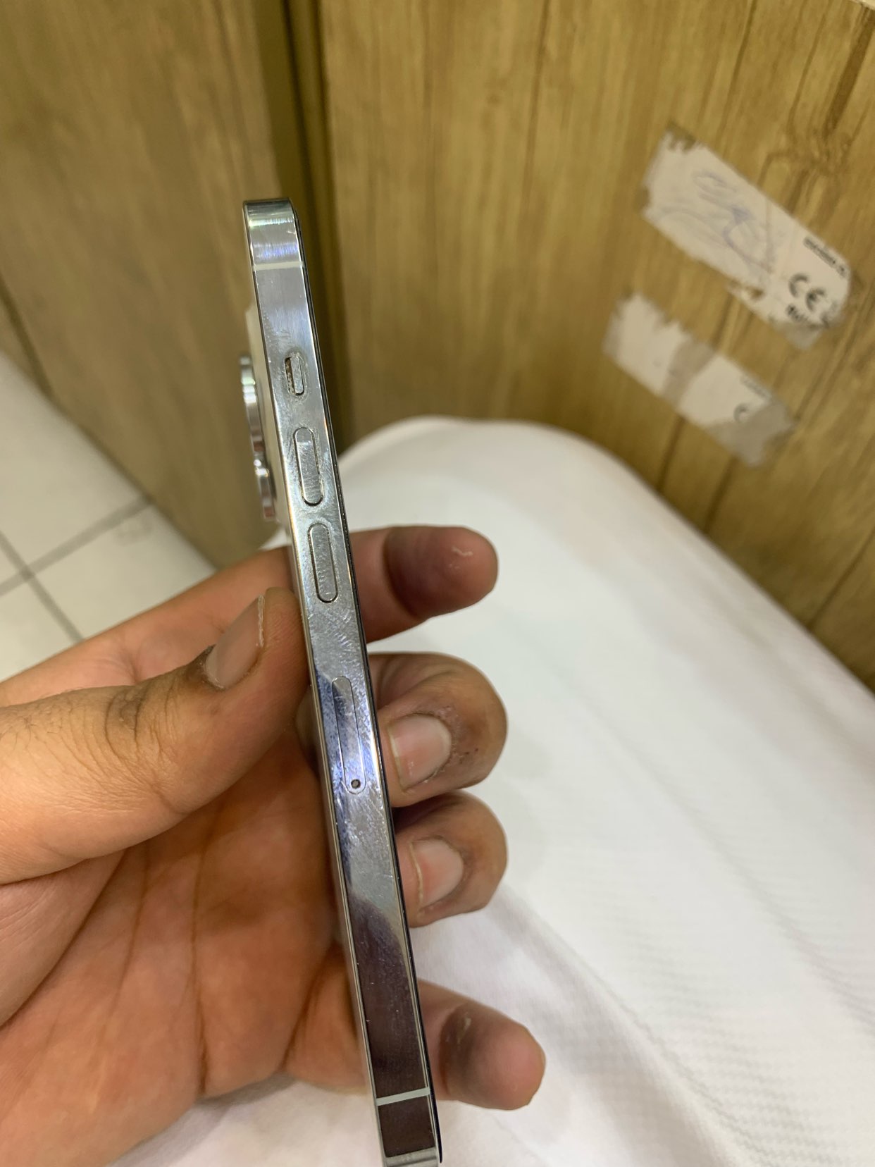 آيفون 3 برو64114464491778115