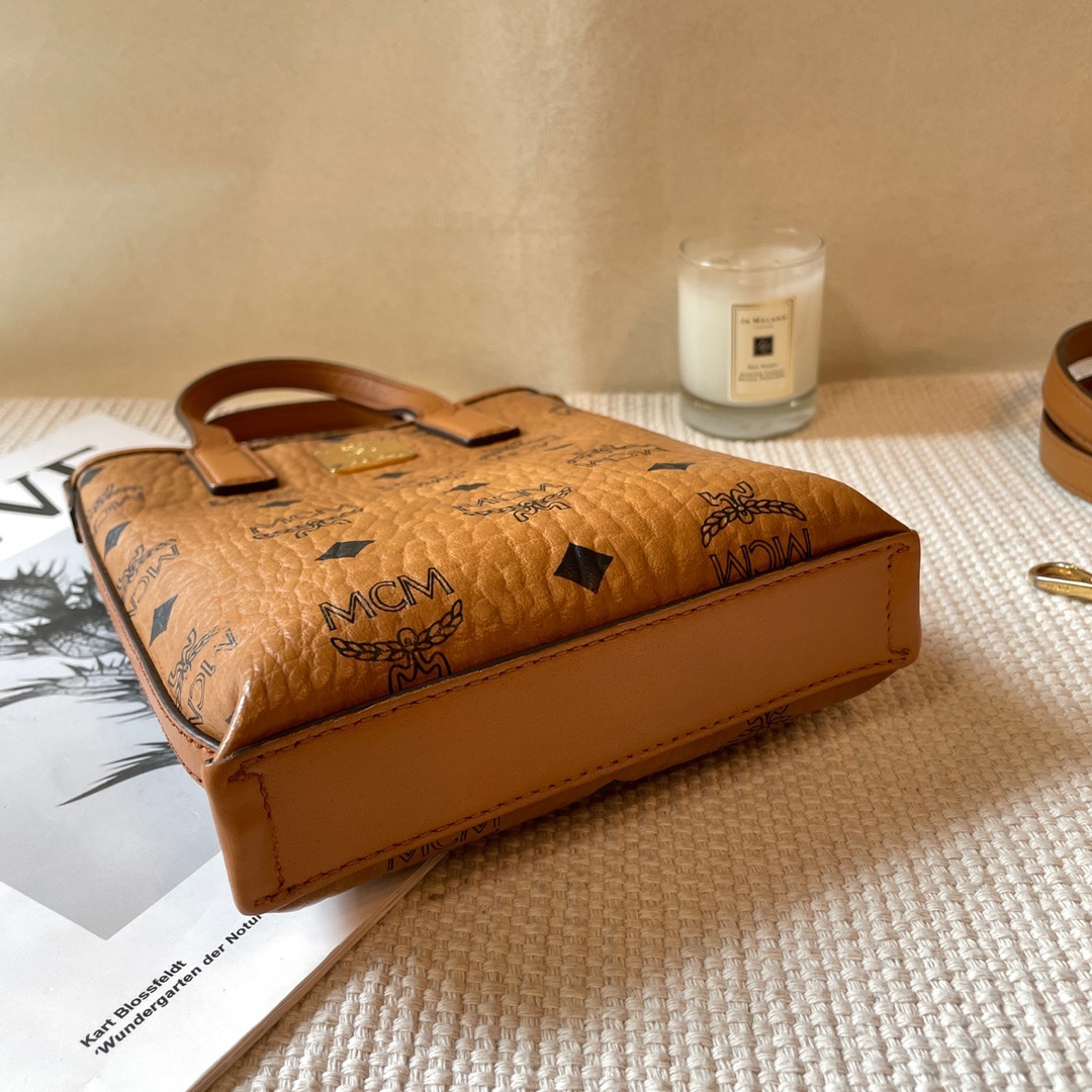 MCM 干邑色mini薯條斜挎包64333466089217113