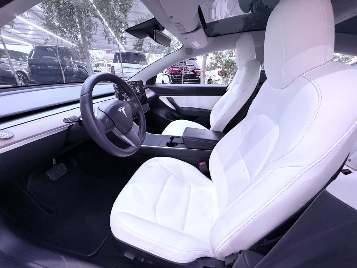 Ajman64330574930690115