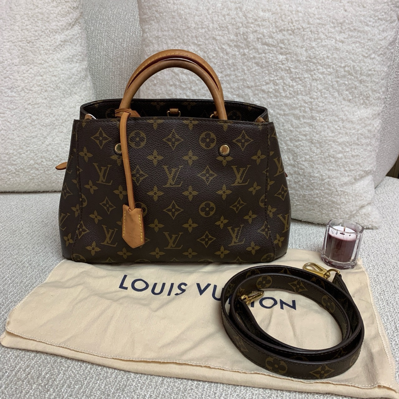Bolso LV/Louis Vuitton Montaigne BB con monograma clásico