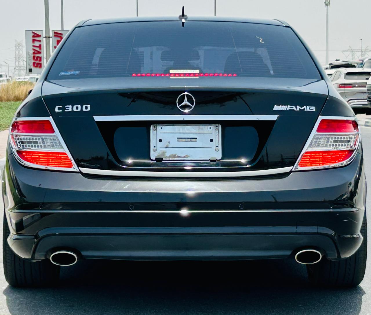 بنز | C300 | 2010 | فقط: 111,257 كم | استيراد من اليابان | سند نظيف63734250261761114