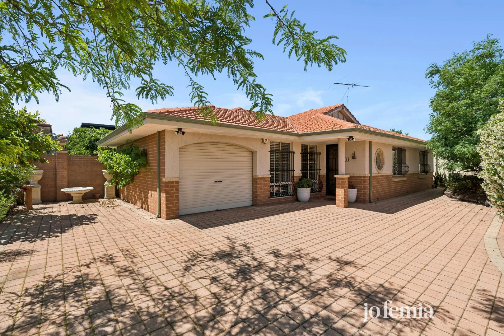11B Newcomen Road, Stirling WA 6021