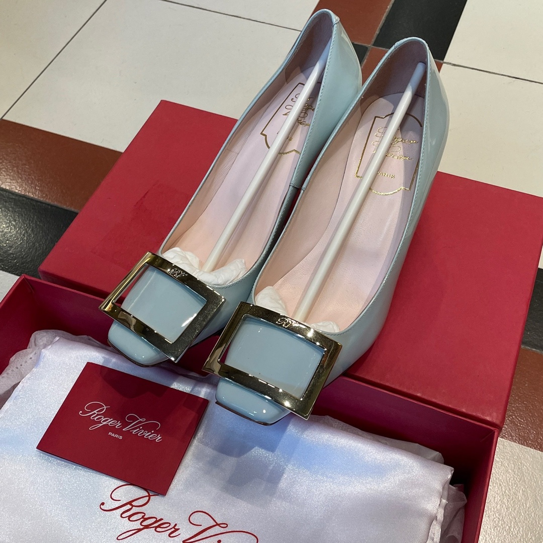 Zapatos de tacón alto RV en tono azul neblinoso, talla 35