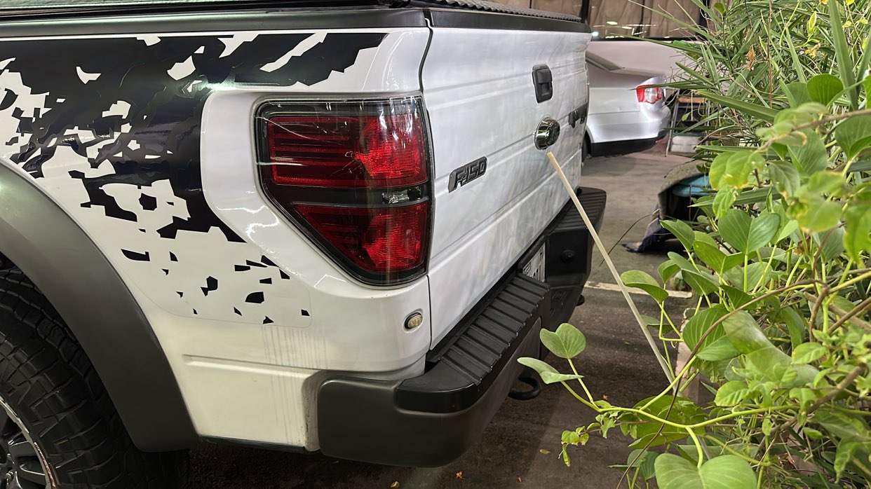 ford-f-150-raptor-2012-svt-petrol-auto-awd-63934195767811114