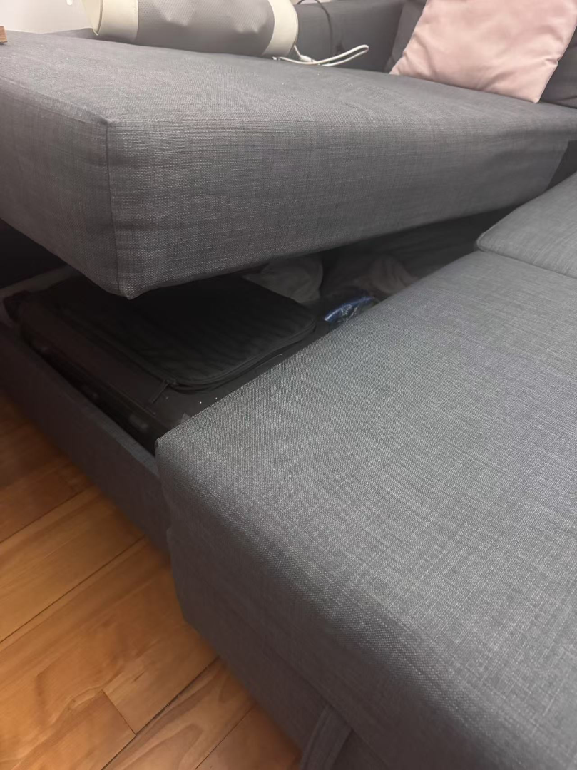 Double bed sofa63358253710850113