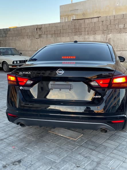nissan-altima-sr-64859965567233113