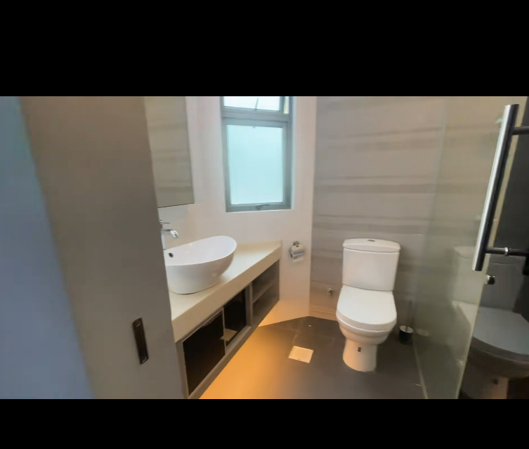 Singapore SIM, nice and tidy room, ready to move in63433609439235113