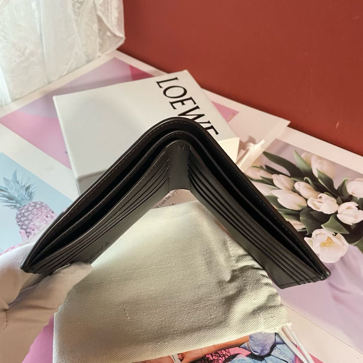 Multicolor Geometric Stitched Cowhide Wallet64231611614083113