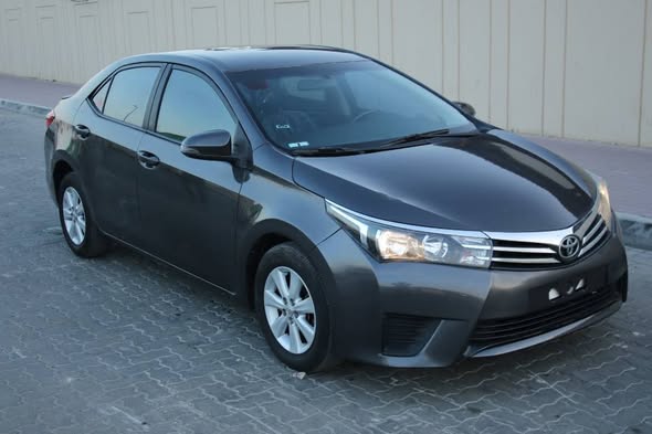 Corolla Altis 2015 model64675263182466112